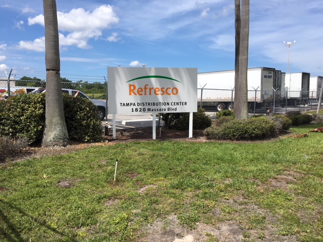 Tampa, FL – Refresco Changes Outdoor Property Signs